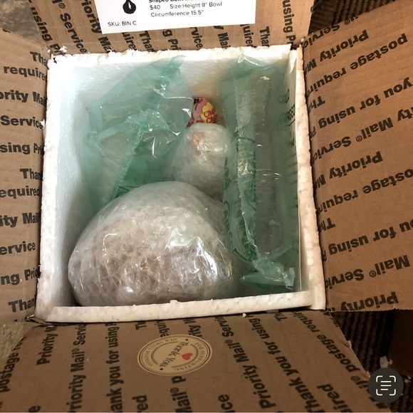 !!!WELCOME TO MY CLOSET!!! - Picture 9 of 13